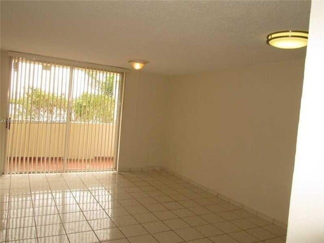 Photo - 10000 NW 80th Ct Unidad 2309