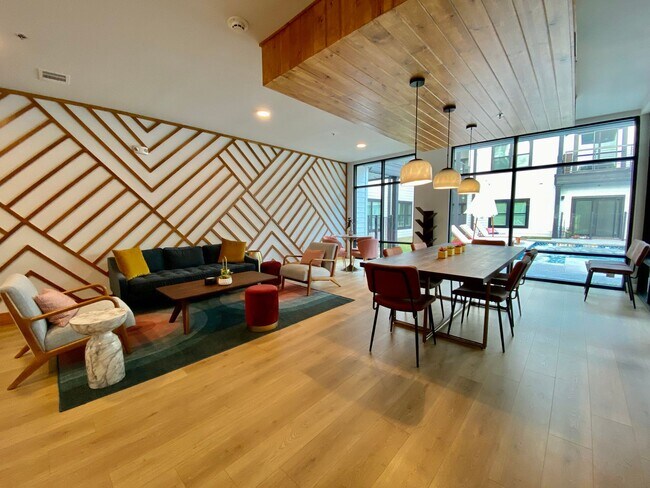Photo - Stylish 3 Bedrooms 2 Bathrooms with Top-Tier Amenities Condo in East Austin!!!