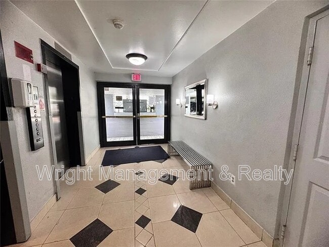 Photo - 201 W Laurel St Unit 309