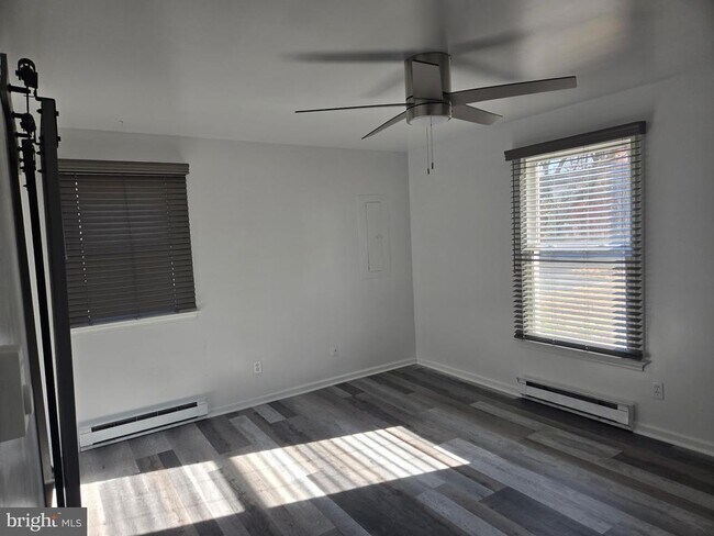 Photo - 311 E Park Ave