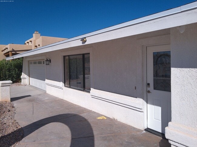 Photo - Stunning Lake Havasu Rental 4 BR/ 3BA Pool Home Backing to Park