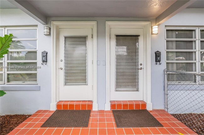 Photo - 262 SW 31st Ct Apartamento Unidad 2