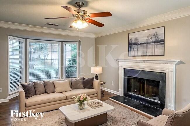 Photo - 2701 Chadwick Ln NW