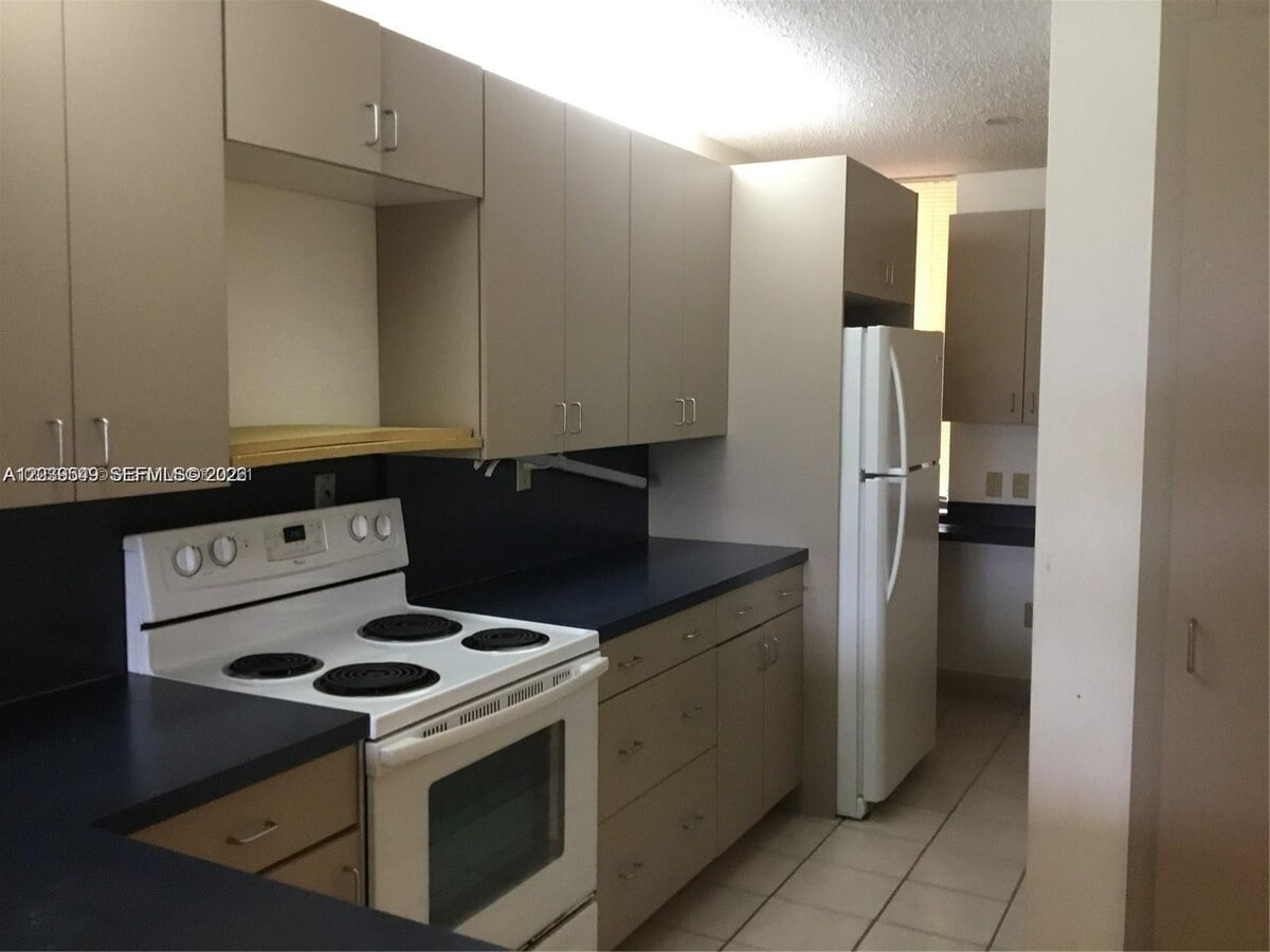 Photo - 6800 Cypress Rd Unidad 411