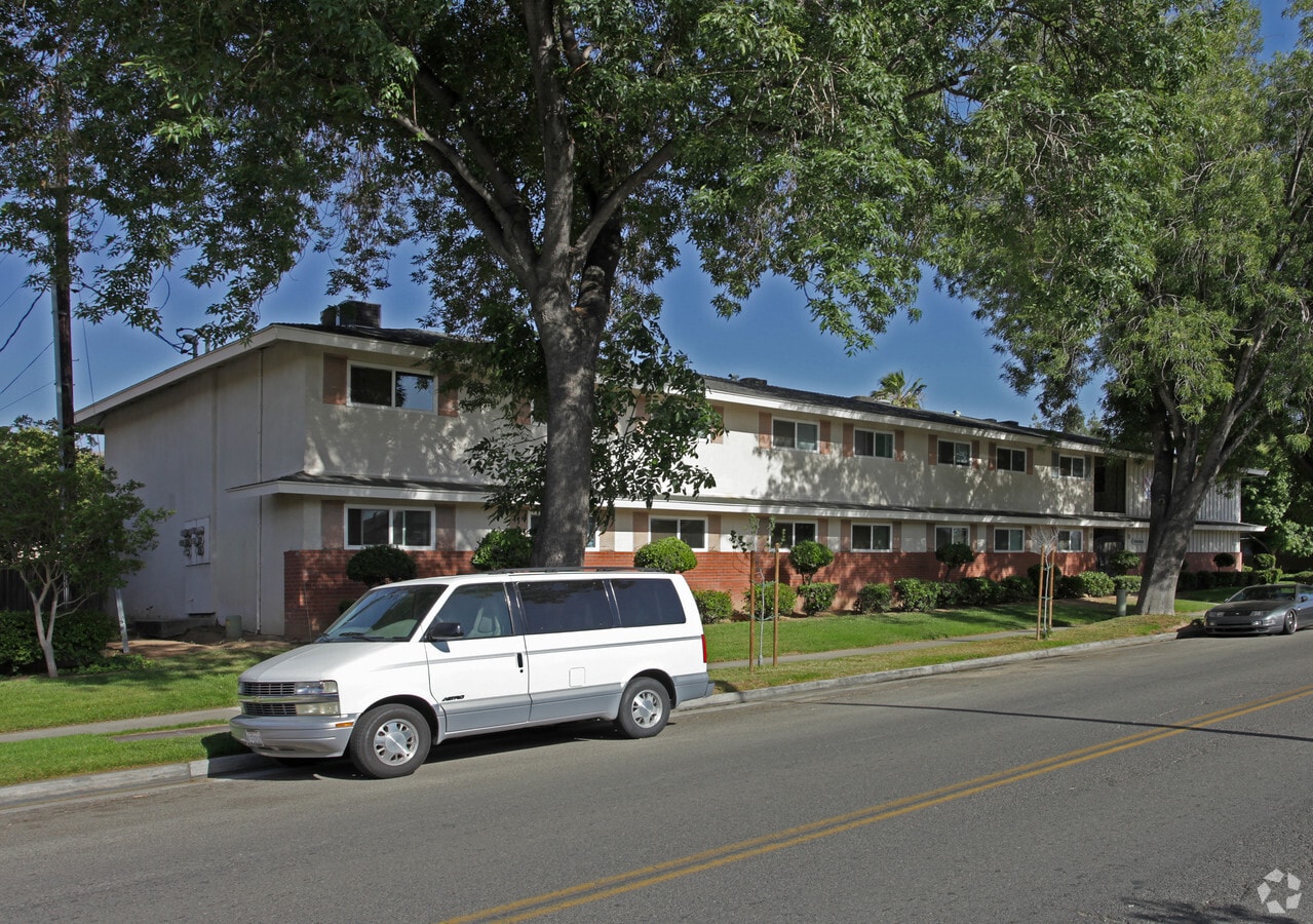 Crestview Apartments - Crestview Apartments