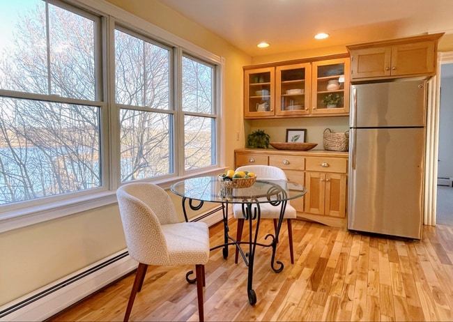 Photo - 147 Cleaves St Unit 2