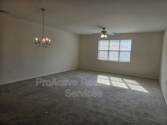 2424 Chancery Ln