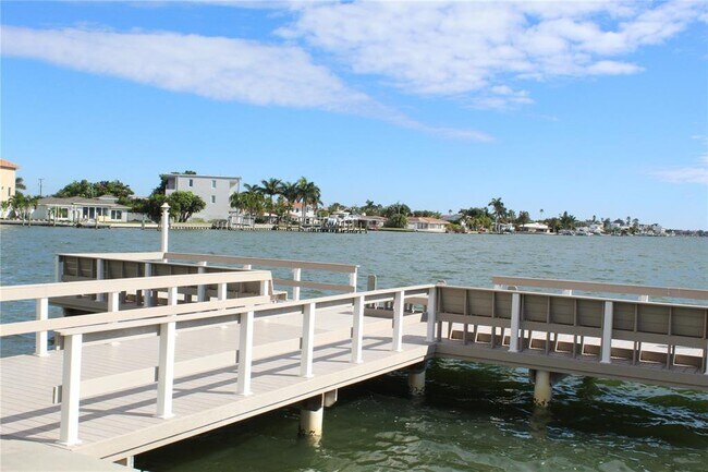 Photo - 5575 Gulf Blvd Unit 426