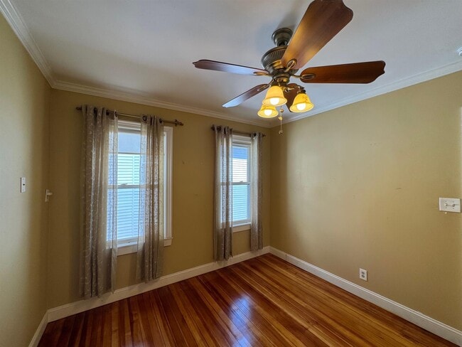 Photo - 61 Clarendon Ave Unidad 2