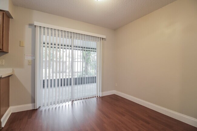 Photo - 13900 Lena St