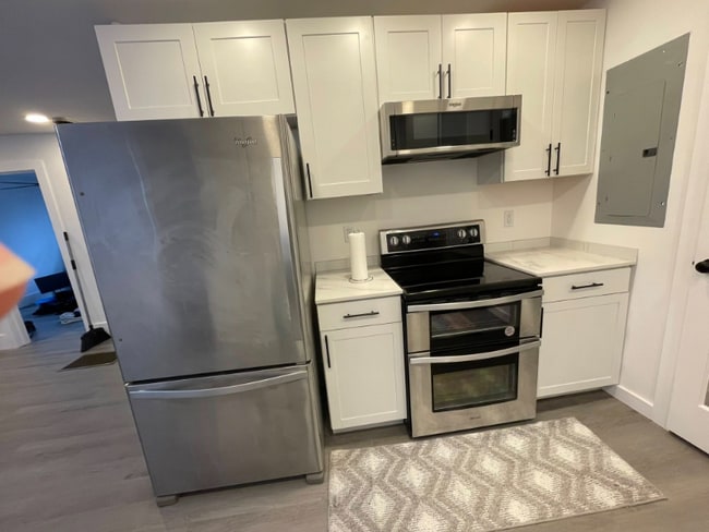 Photo - 608 Crawford Rd