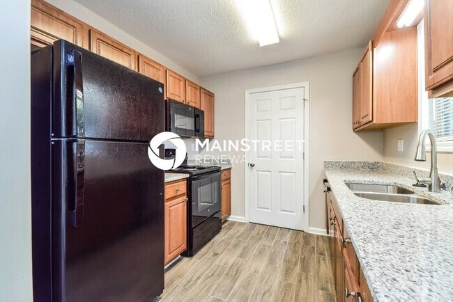 2 Bedroom Pet-Friendly Home in Cartersville, GA with Main Street Renewal