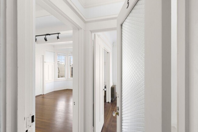 Photo - 1960 Pierce St Unit 1960 Pierce St. #5