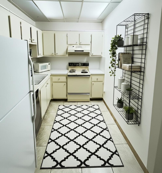 Photo - 901 Hillcrest Dr Unit 307