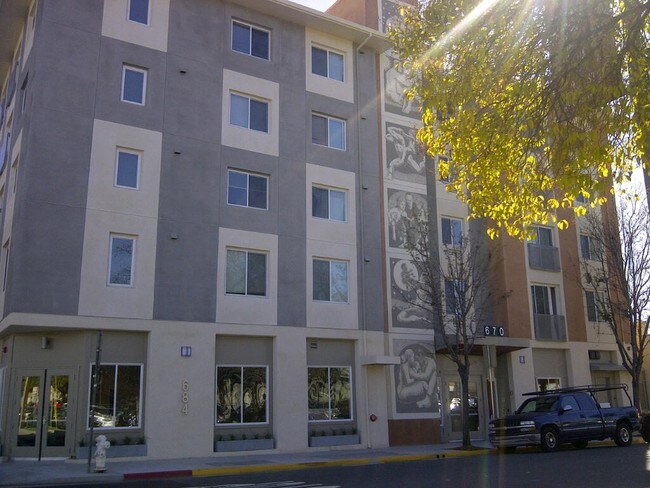 Photo - Humboldt Apartments