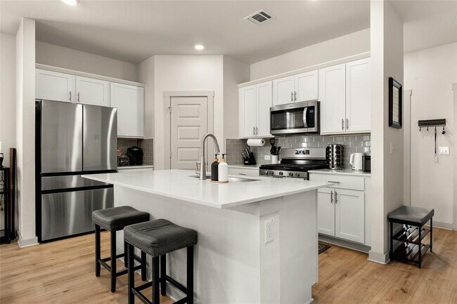 Photo - 10513 Defender Trl