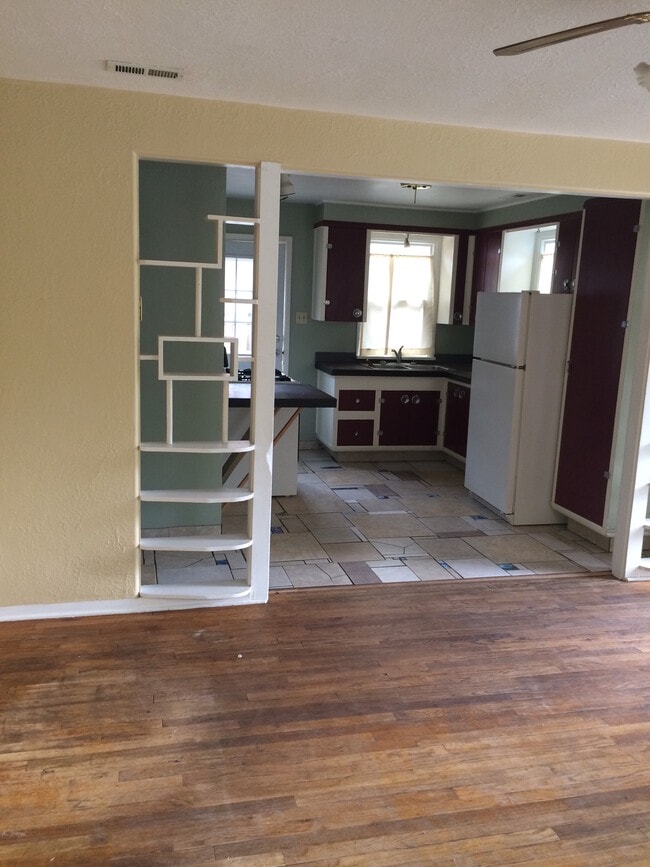 Photo - 127 Jewell Ave