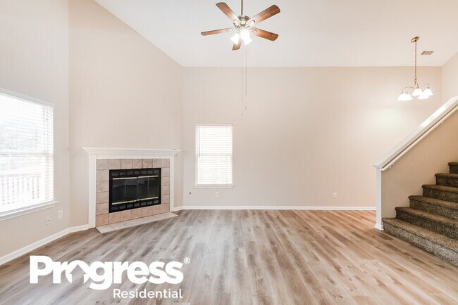 Photo - 16804 Lowell Dr