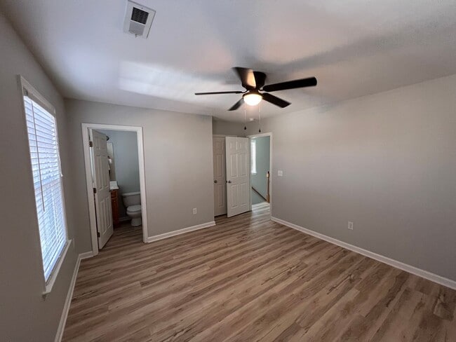 Photo - Pet Friendly Beautifully Updated 2BD/2.5BA Townhome