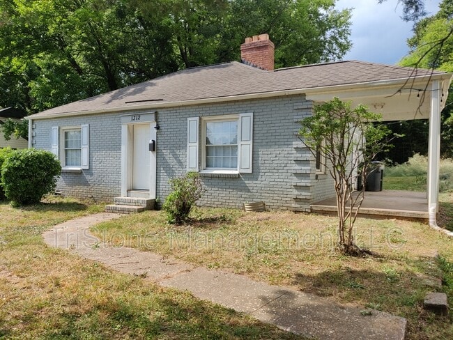 Building Photo - 1312 Bethel Rd Rental