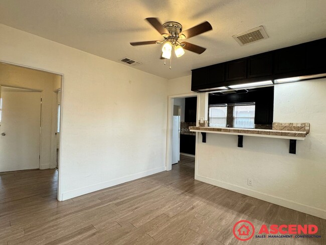 Photo - Darling House Unit For Rent in Bakersfield