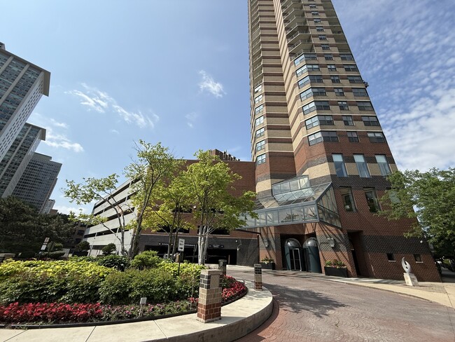 Photo - 3660 N Lake Shore Dr Condo Unit 1309