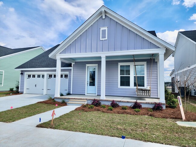 Photo - Like new in Midtown - 3 bedrooms plus addi...