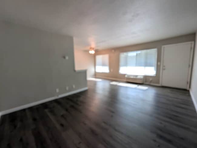 Photo - 58 Grand Ave Unidad 4