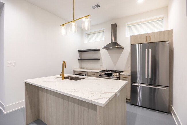 Photo - 1814 W Thomas St Unit 1R