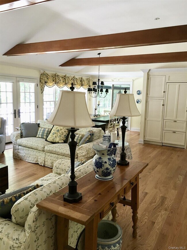 Photo - 9 Cedar Hill Rd