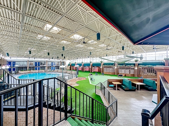 Photo - 910 Suemac Rd Unidad Double Room