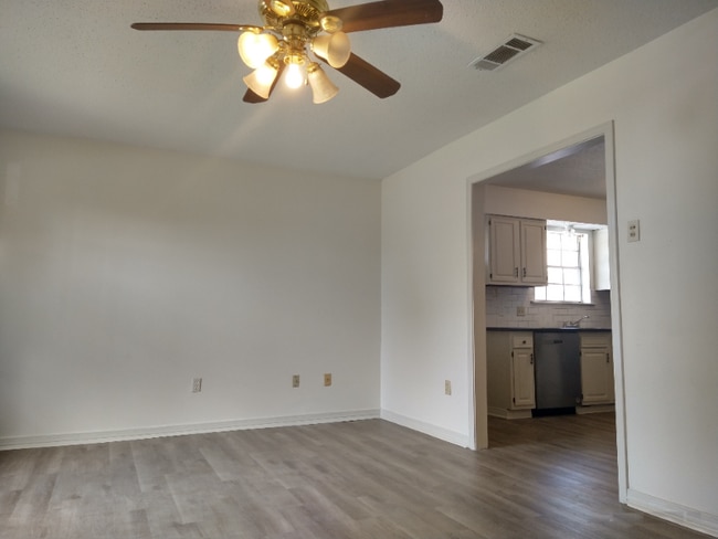 Photo - 6204 Mitchell Ave Unit 6204