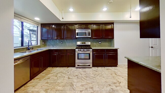 Photo - 1133 5th St Unit 101