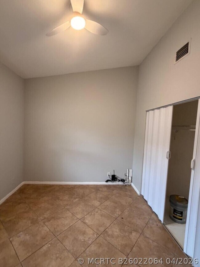Photo - 3076 S Oakland Forest Dr Unit 503