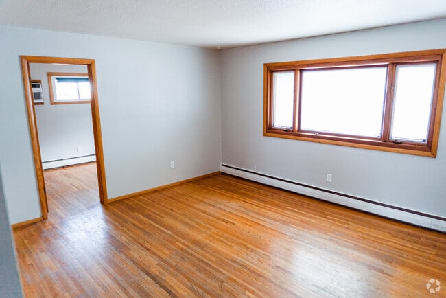 Building Photo - 2605 9th St N Unit 1 Rental