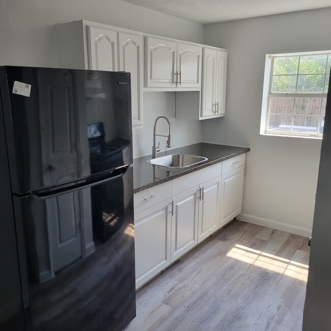 Photo - 4525 Weaver Rd