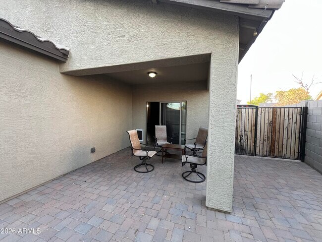 Photo - 16597 W Madison St
