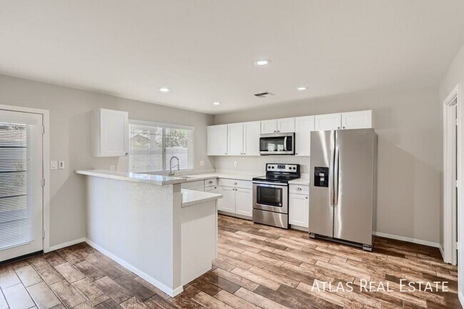 Photo - 10817 N 46th Ave