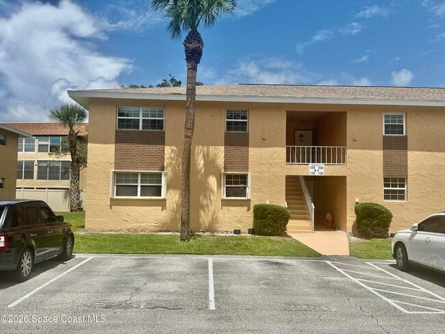 Building Photo - 3135 Shady Dell Ln Unit 238