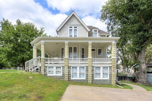 Photo - 2518 Woolworth Ave Unit 3