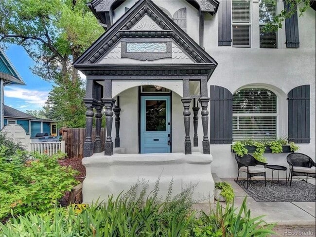 Photo - 2126 Grove St