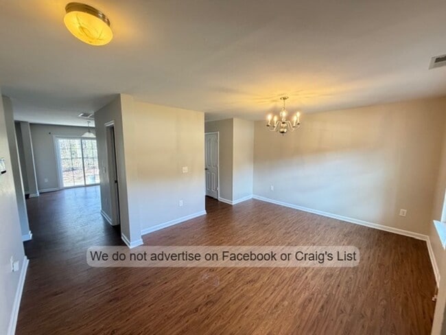 Photo - Vandercroft- Crane Way