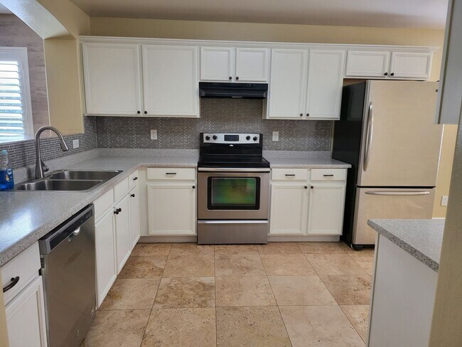 Photo - 3 Bedroom 2 Bathroom Vineyard Park Home
