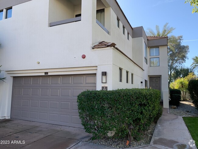 Building Photo - 7222 E Gainey Ranch Rd Rental