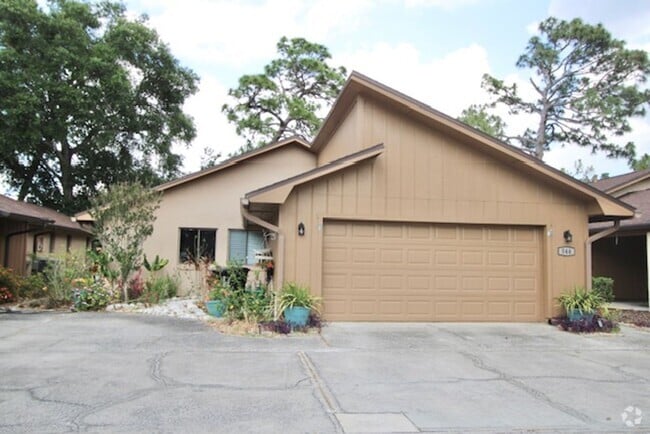Building Photo - Casselberry -  3 Bedroom, 2 Bathroom - $2,... Rental