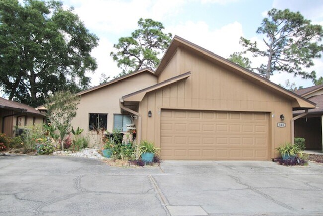 Casselberry - 3 Bedroom, 2 Bathroom - $2,... - Casselberry -  3 Bedroom, 2 Bathroom - $2,... Casa