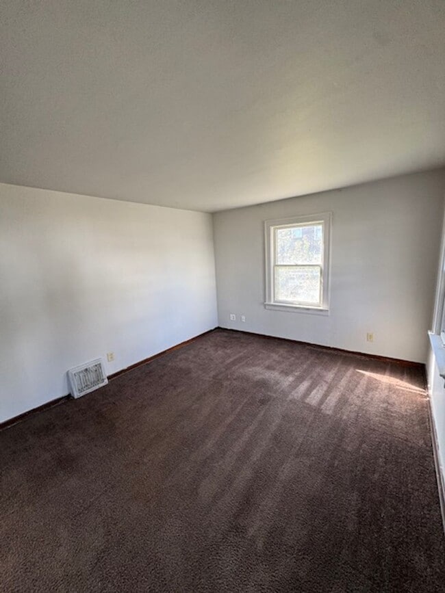 Photo - 3305 S Harrison St