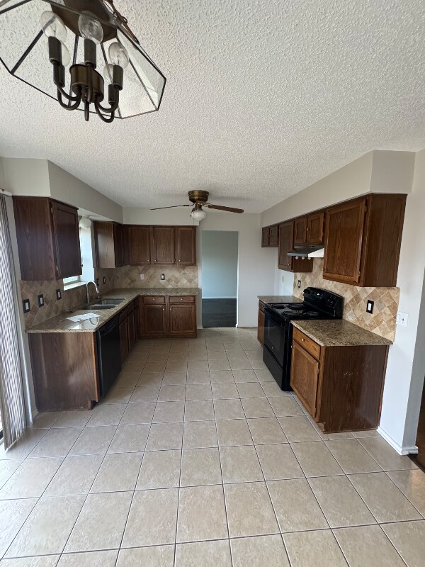 Photo - 3905 Picato Dr