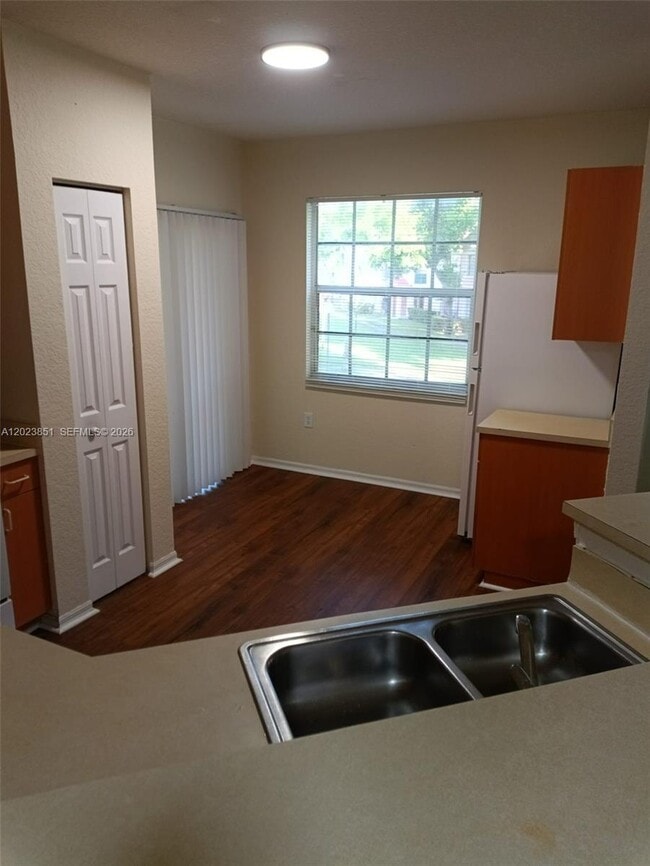 Photo - 2707 Belmont Ln Unit 1