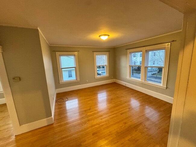 Photo - 10 Crescent Hl Unit 2